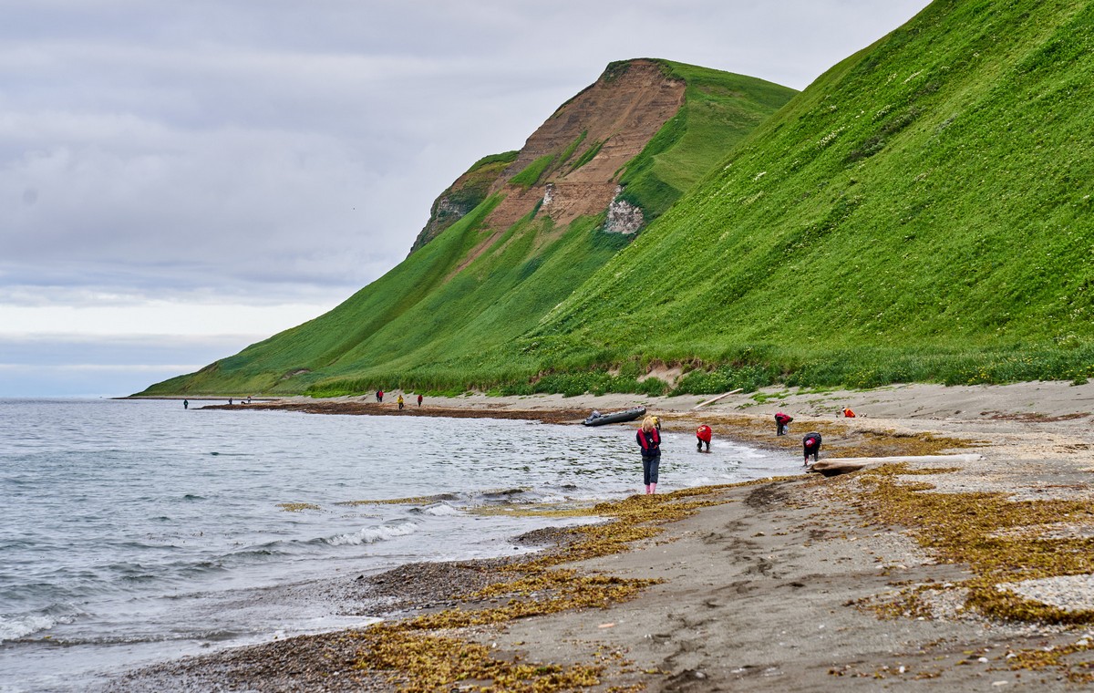 Buyan Bay, Commander Islands (Бухта Буян, Командорские острова)